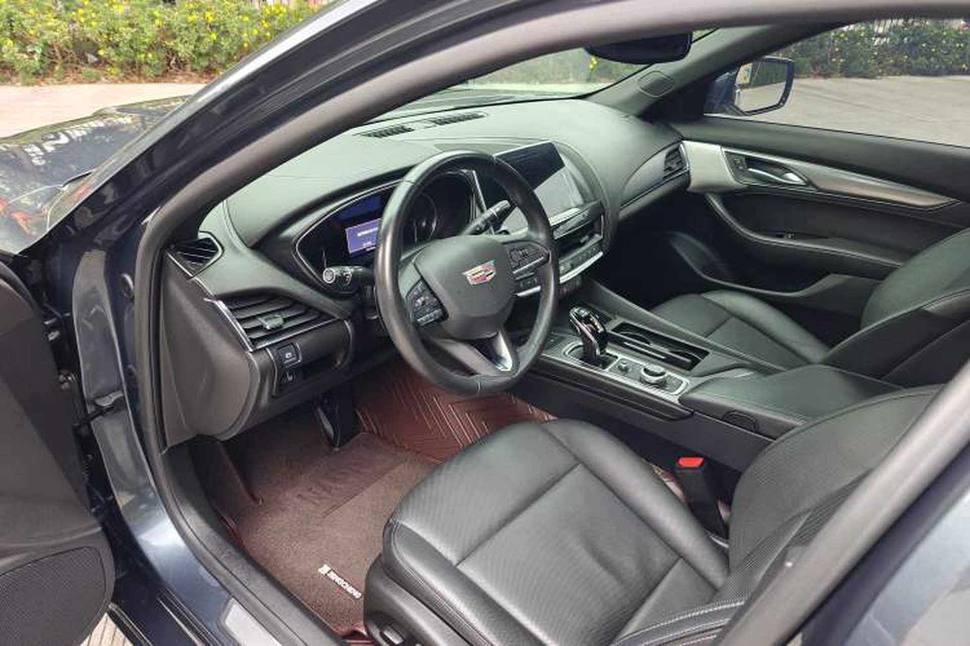Used Cadillac CT5 2021 28T Luxury Model Interior 4