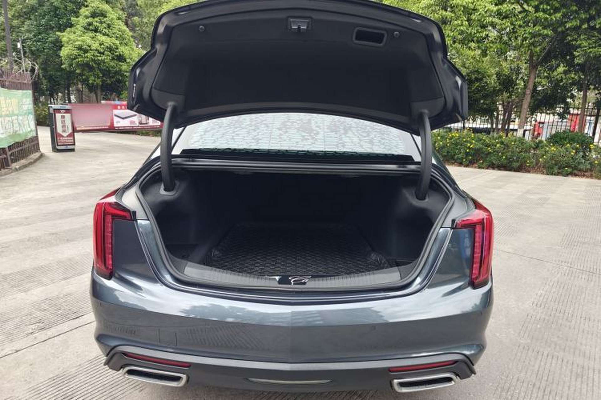 Used Cadillac CT5 2021 28T Luxury Model Interior 7