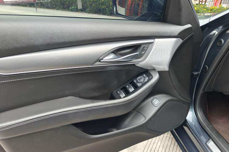 Used Cadillac CT5 2021 28T Luxury Model Interior 8