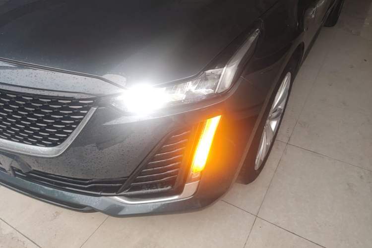 Used Cadillac CT5 2021 28T Luxury Model Left Front Headlight