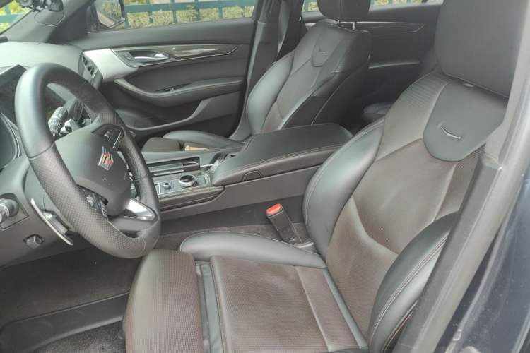 Used Cadillac CT5 2021 28T Platinum Sport Model Left Front Seat