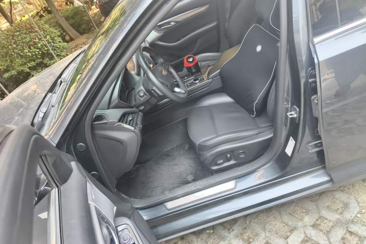 Used Cadillac CT5 2021 Revised 28T Luxury Version Left Front Seat