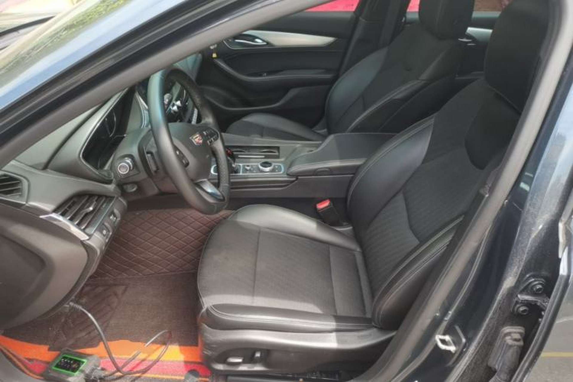 Used Cadillac CT5 2021 28T Fashion Edition Left Front Seat
