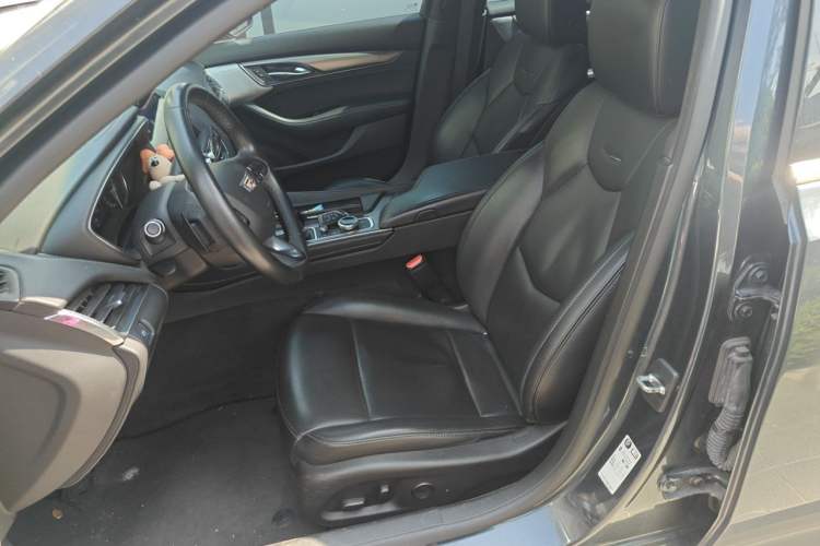 Used Cadillac CT5 2021 28T Luxury Model Left Front Seat