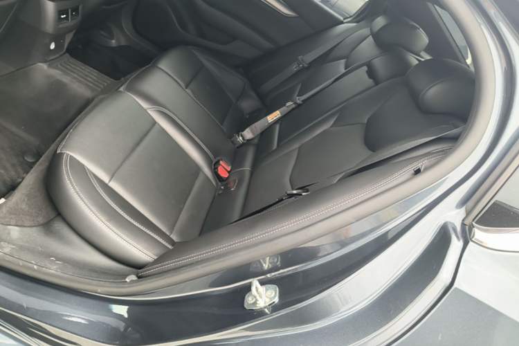 Used Cadillac CT5 2021 Revised 28T Luxury Version Left Rear Seat