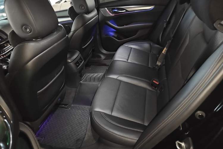 Used Cadillac CT5 2021 Revised 28T Luxury Version Left Rear Seat
