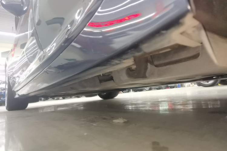 Used Cadillac CT5 2021 Revised 28T Luxury Version Left Side Sill