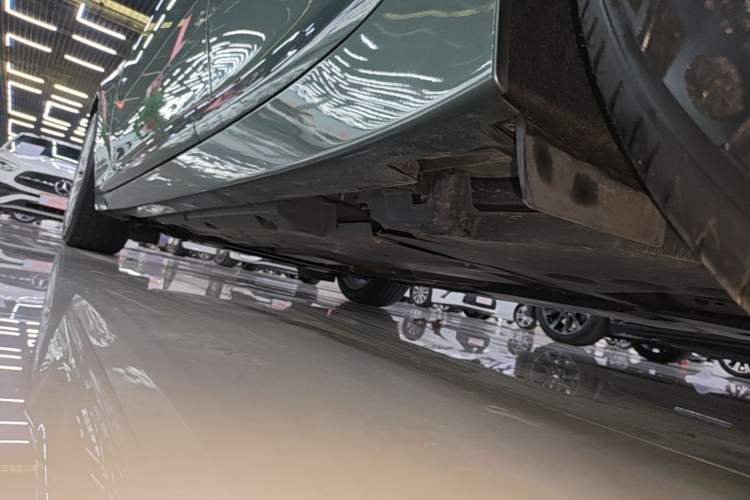 Used Cadillac CT5 2021 Revised 28T Luxury Version Left Side Sill