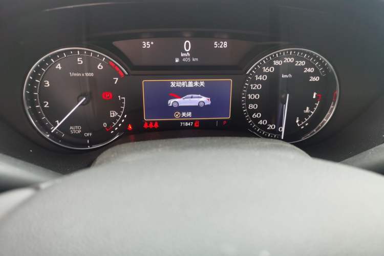 Used Cadillac CT5 2021 28T Luxury Model Odometer Close Up