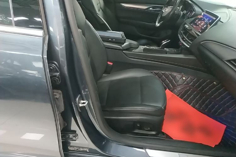 Used Cadillac CT5 2021 Revised 28T Luxury Version Right Front Seat