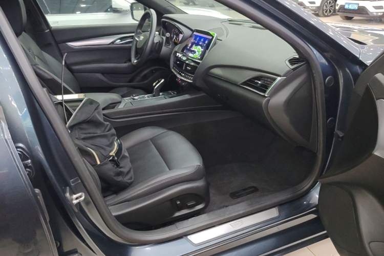 Used Cadillac CT5 2021 28T Luxury Model Right Front Seat