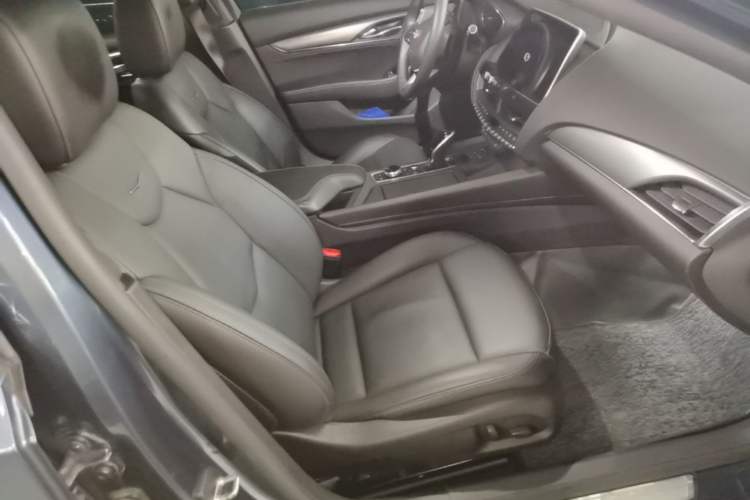 Used Cadillac CT5 2021 Revised 28T Luxury Version Right Front Seat