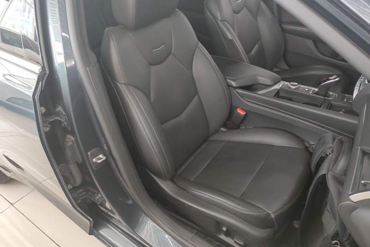 Used Cadillac CT5 2021 Revised 28T Luxury Version Right Front Seat