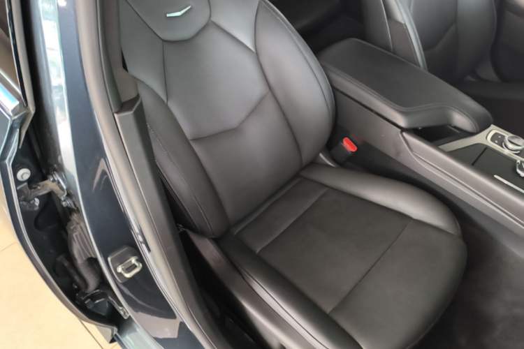 Used Cadillac CT5 2021 28T Luxury Model Right Front Seat
