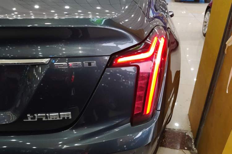 Used Cadillac CT5 2021 28T Luxury Model Right Rear Taillight