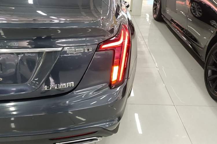 Used Cadillac CT5 2021 Revised 28T Luxury Version Right Rear Taillight
