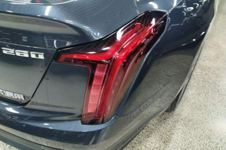 Used Cadillac CT5 2021 Revised 28T Luxury Version Right Rear Taillight