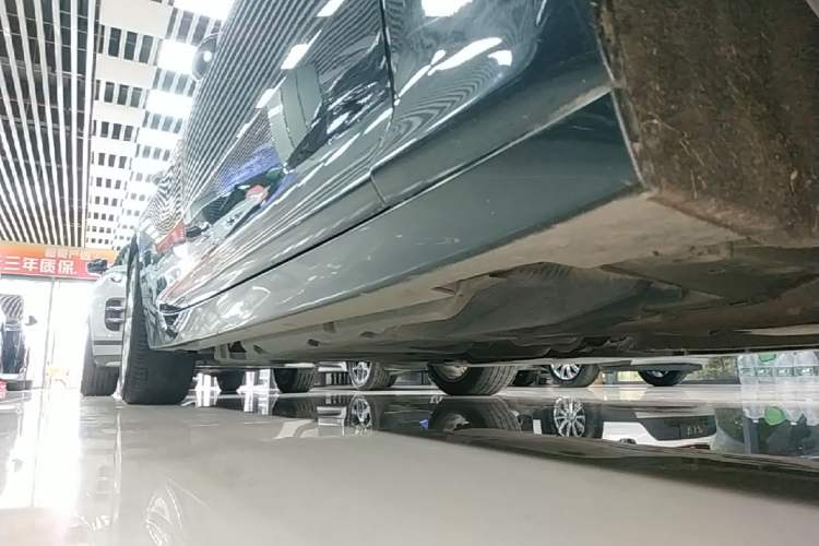 Used Cadillac CT5 2021 Revised 28T Luxury Version Right Side Sill