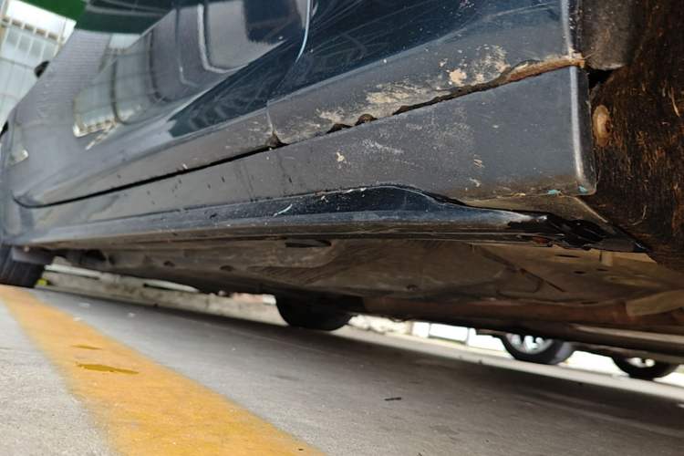 Used Cadillac CT5 2021 28T Prestige Edition Right Side Sill