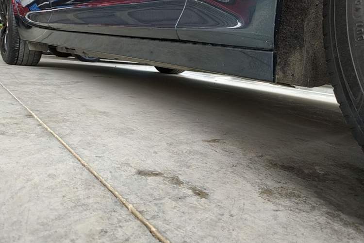 Used Cadillac CT5 2021 28T Luxury Model Right Side Sill