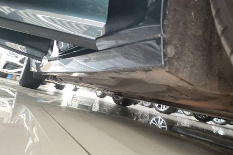 Used Cadillac CT5 2021 Revised 28T Luxury Version Right Side Sill