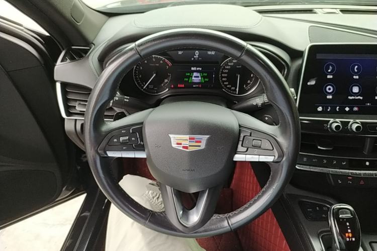 Used Cadillac CT5 2021 28T Luxury Model Steering Wheel