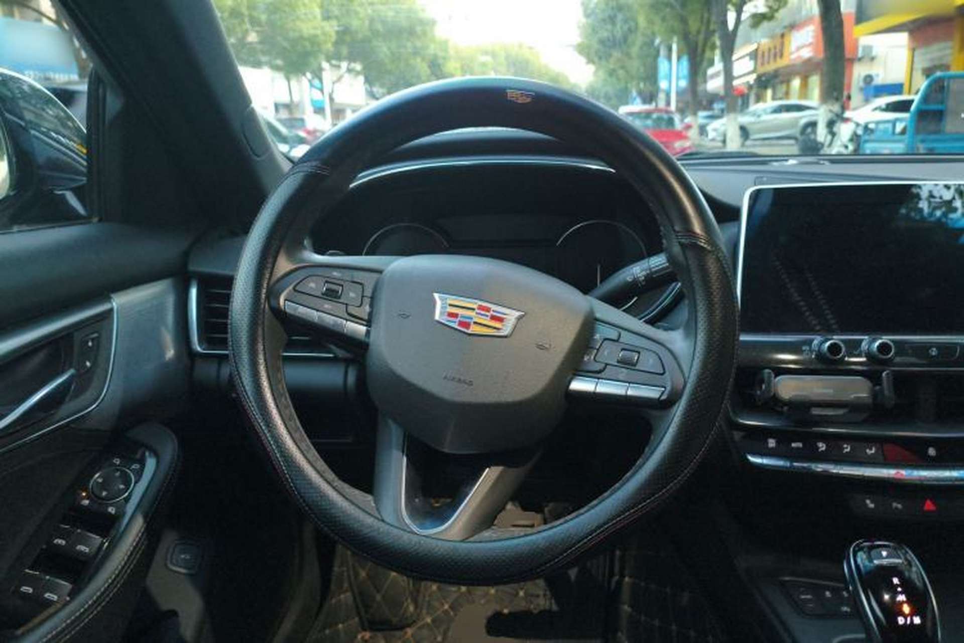 Used Cadillac CT5 2021 28T Luxury Model Steering Wheel