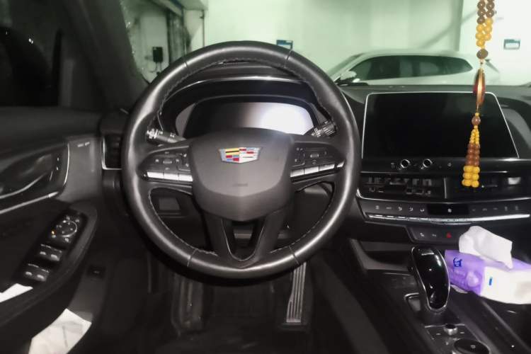 Used Cadillac CT5 2021 28T Prestige Edition Steering Wheel