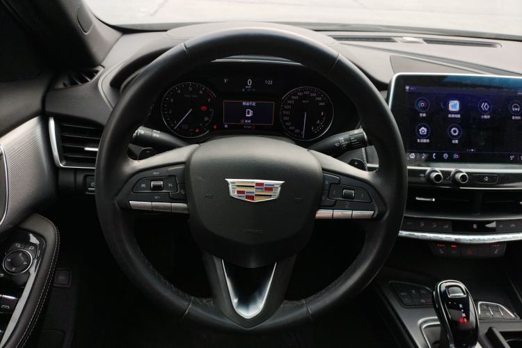 Used Cadillac CT5 2021 28T Luxury Model Steering Wheel