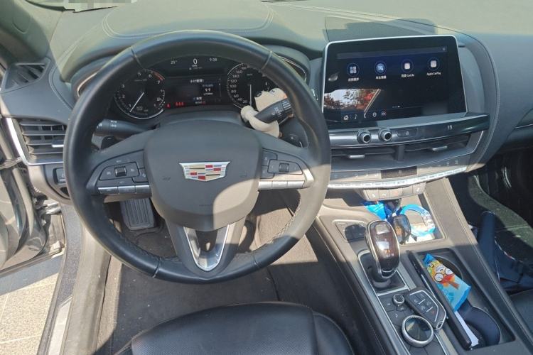 Used Cadillac CT5 2021 28T Luxury Model Steering Wheel