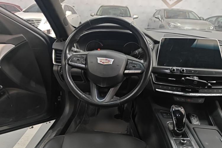 Used Cadillac CT5 2021 28T Luxury Model Steering Wheel