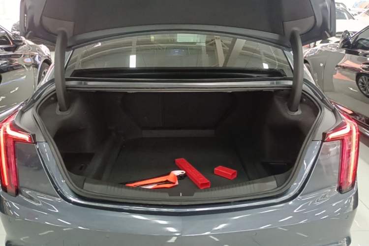 Used Cadillac CT5 2021 Revised 28T Luxury Version Trunk