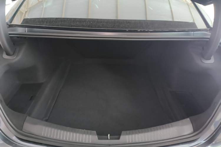 Used Cadillac CT5 2021 28T Luxury Model Trunk