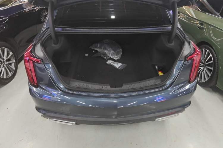Used Cadillac CT5 2021 Revised 28T Luxury Version Trunk