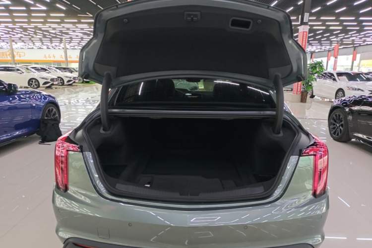 Used Cadillac CT5 2021 Revised 28T Luxury Version Trunk