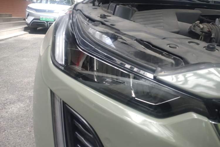 Used Cadillac CT5 2021 28T Luxury Model Right Front Headlight