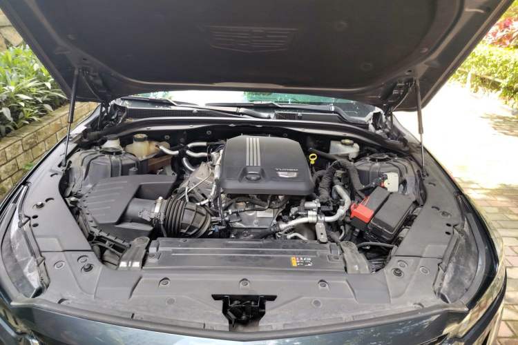 Used Cadillac CT5 2021 28T Luxury Model Engine Bay