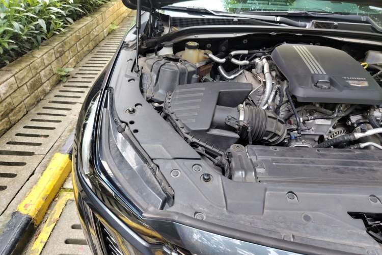 Used Cadillac CT5 2021 28T Luxury Model Engine Bay Right