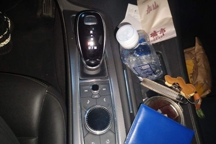 Used Cadillac CT5 2021 28T Prestige Edition Gear Lever