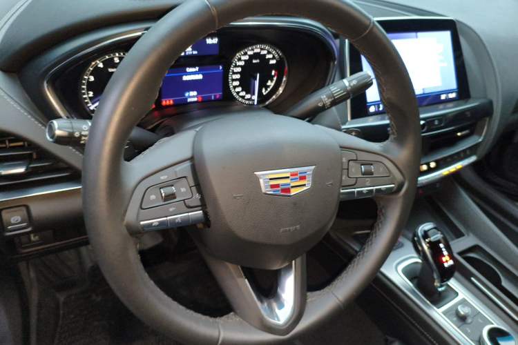 Used Cadillac CT5 2021 Revised 28T Luxury Version Steering Wheel