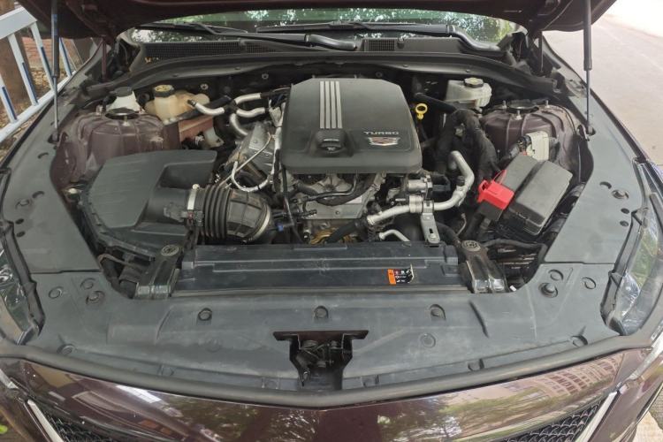 Used Cadillac CT5 2021 28T Advanced Sport Model Engine Bay