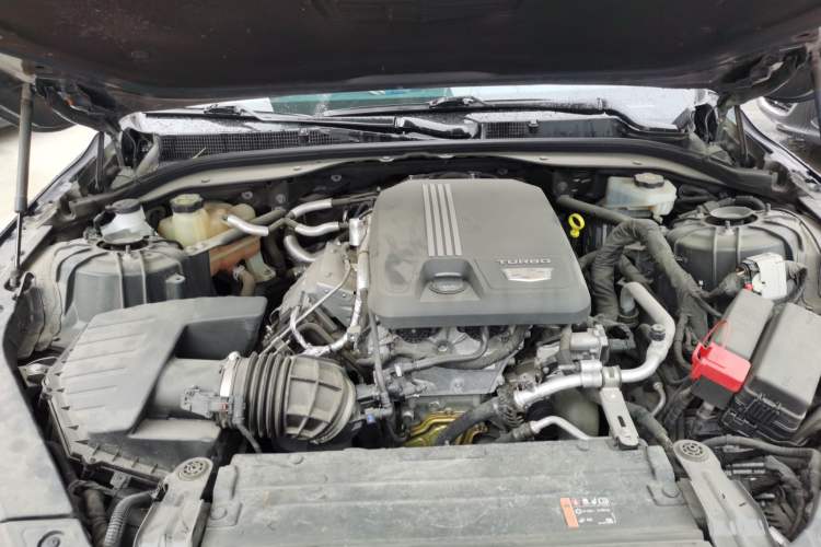 Used Cadillac CT5 2021 28T Tech Edition Engine Bay