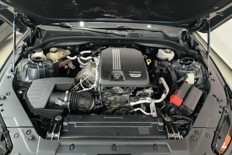 Used Cadillac CT5 2021 Revised 28T Luxury Version Engine Bay