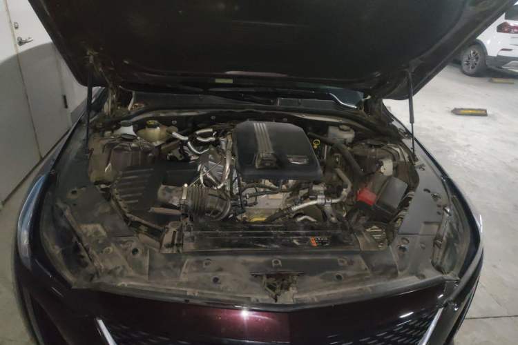 Used Cadillac CT5 2021 28T Luxury Model Engine Bay