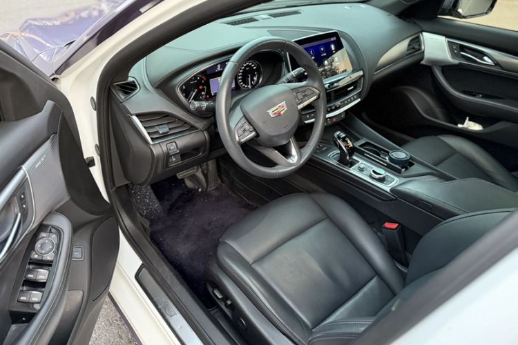 Used Cadillac CT5 2021 Revised 28T Luxury Version Left Front Seat