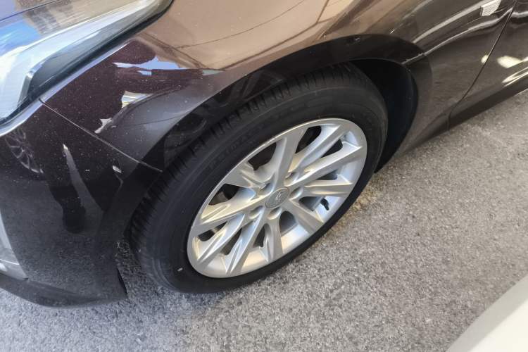 Used Cadillac CT5 2021 28T Fashion Edition Left Front Wheel Hub