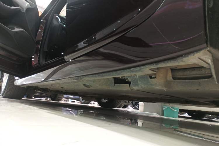 Used Cadillac CT5 2021 28T Luxury Model Left Side Sill