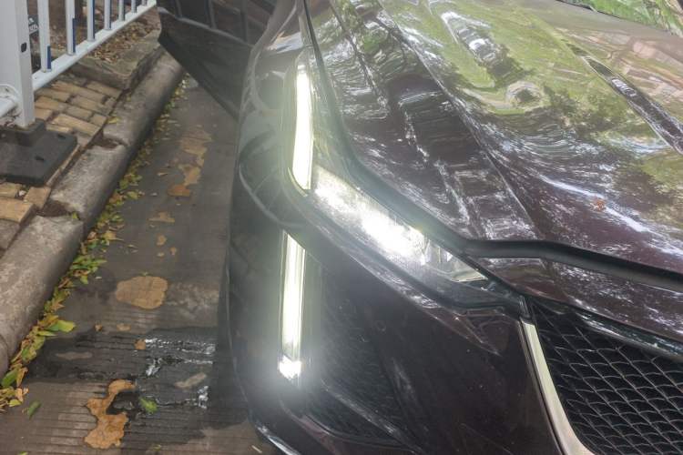 Used Cadillac CT5 2021 28T Advanced Sport Model Right Front Headlight