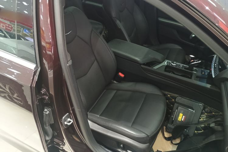 Used Cadillac CT5 2021 28T Luxury Model Right Front Seat