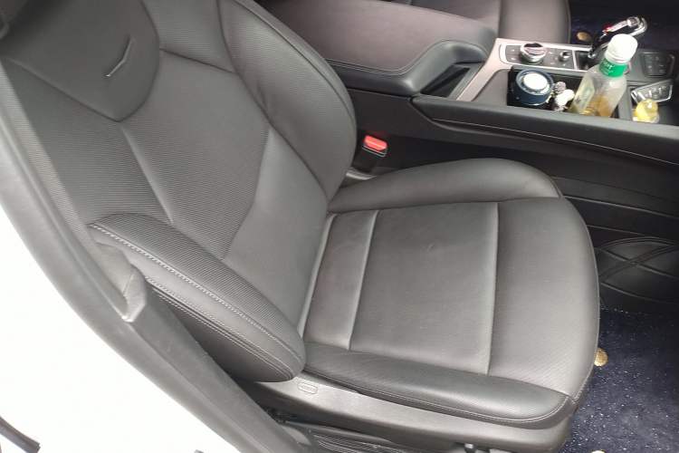 Used Cadillac CT5 2021 Revised 28T Luxury Version Right Front Seat